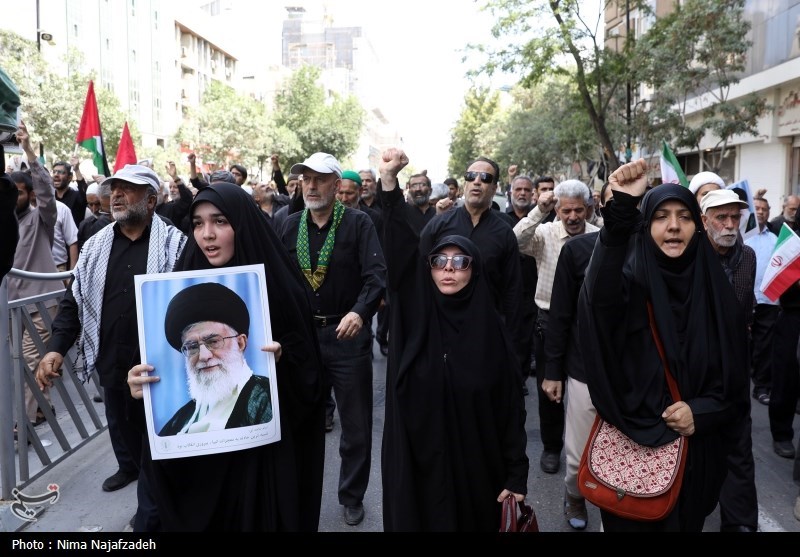 اجتماع مردم مشهد در محکومیت جنایات اسرائیل در غزه