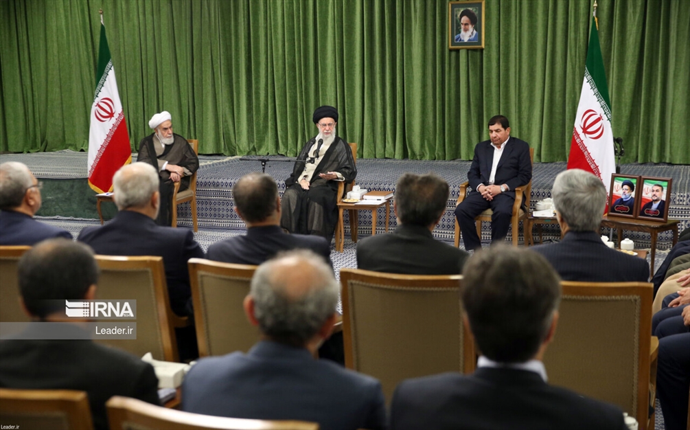دیدار اعضای هیئت دولت سیزدهم با رهبر انقلاب