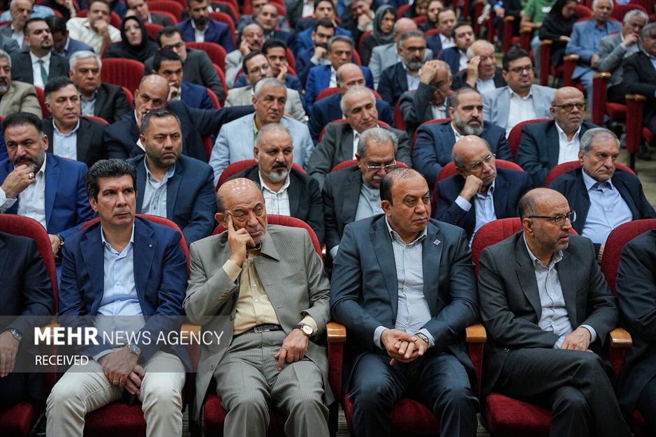 حضور محمدباقر قالیباف در اتاق بازرگانی ایران