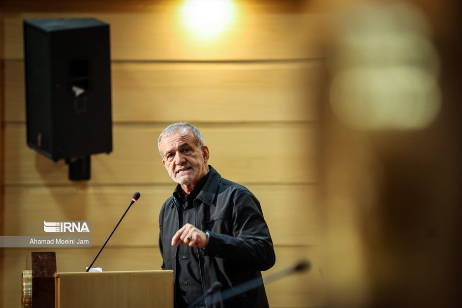 دیدار رئیس جمهور منتخب با فعالان اقتصادی