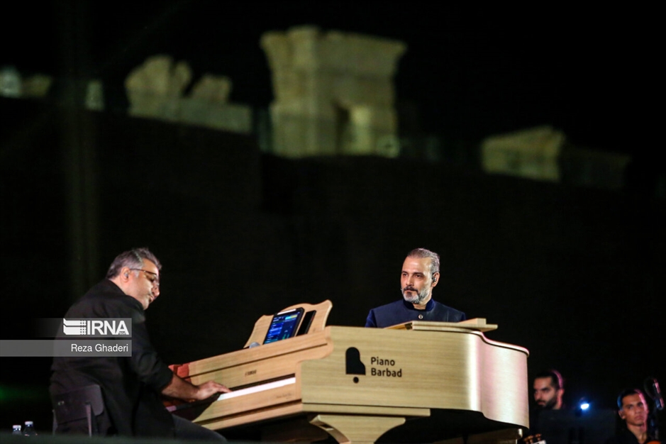 کنسرت موسیقی «علیرضا قربانی» در تخت جمشید