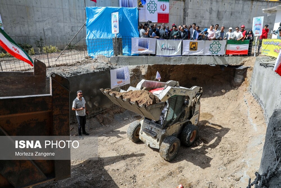 آیین آغاز عملیات اجرایی و افتتاح پروژه های مسافری شرق تهران