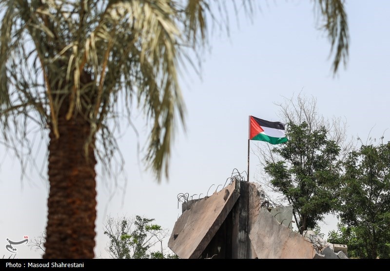 بازدید بیش از ۱۰۰ خانواده شهدای غزه از برج میلاد