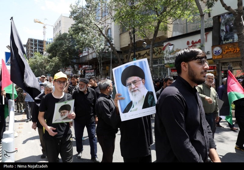 اجتماع مردم مشهد در محکومیت جنایات اسرائیل در غزه