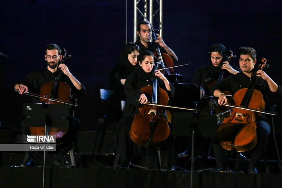 کنسرت موسیقی «علیرضا قربانی» در تخت جمشید