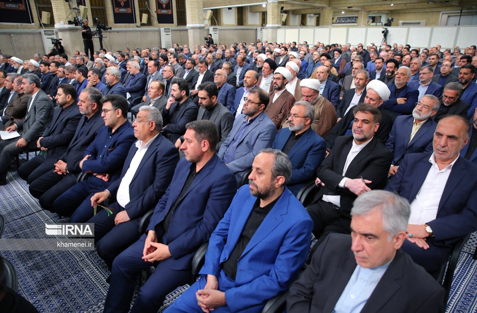 دیدار نمایندگان مجلس شورای اسلامی با رهبر انقلاب