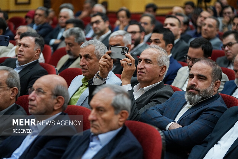 حضور محمدباقر قالیباف در اتاق بازرگانی ایران