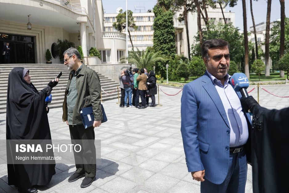 حاشیه جلسه هیات دولت - ۱۳ تیر