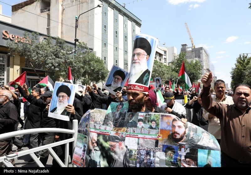 اجتماع مردم مشهد در محکومیت جنایات اسرائیل در غزه