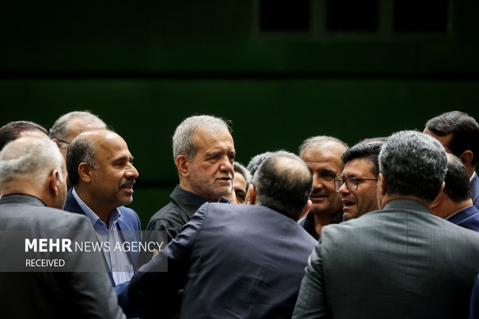 حضور رئیس جمهور منتخب در جلسه علنی مجلس