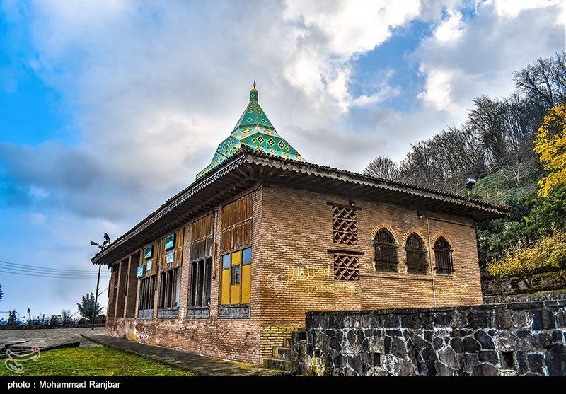 آرامگاه شیخ زاهد گیلانی