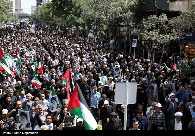 اجتماع مردم مشهد در محکومیت جنایات اسرائیل در غزه