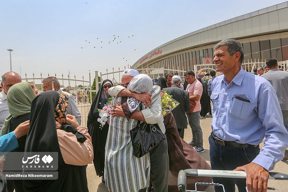 بازگشت حجاج بیت الله الحرام به اصفهان