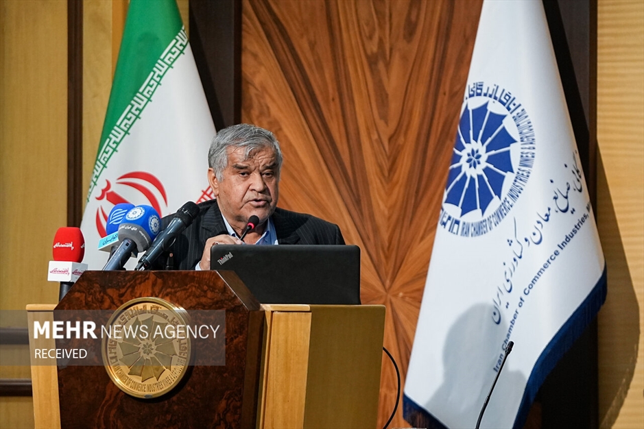 حضور محمدباقر قالیباف در اتاق بازرگانی ایران