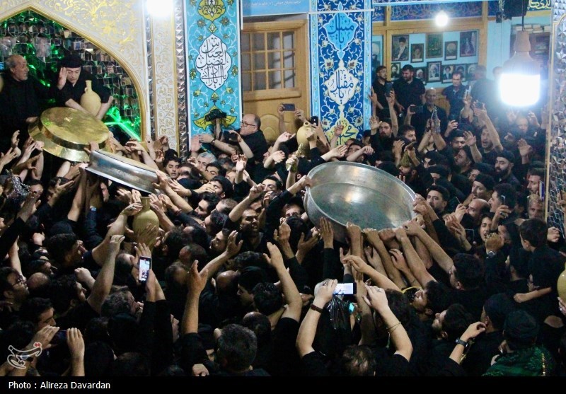 آیین طشت گذاری در اردبیل