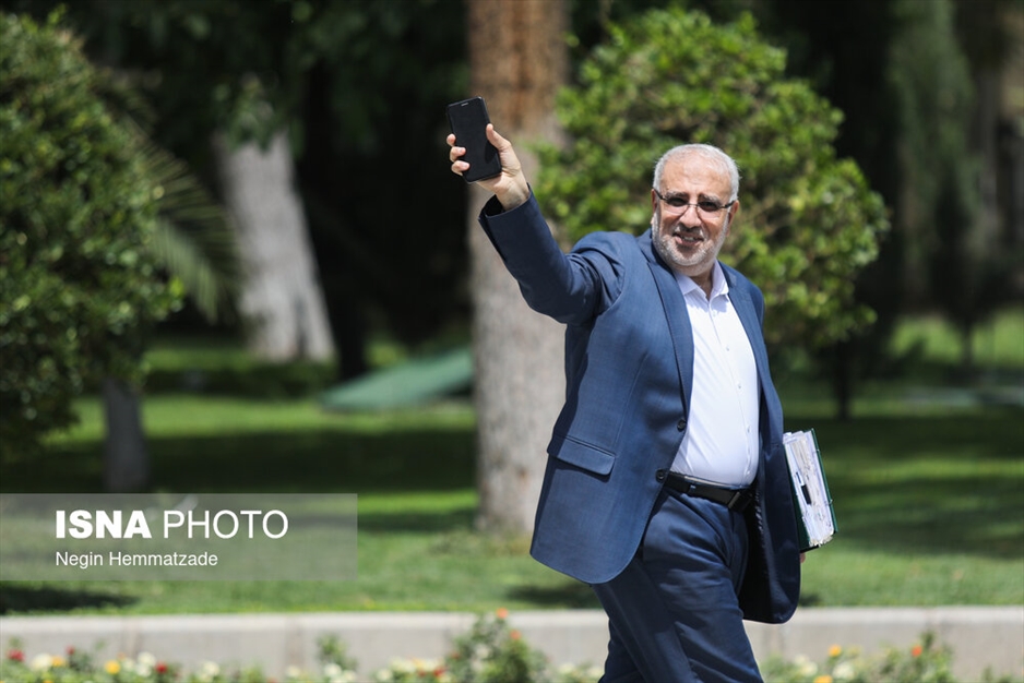 حاشیه جلسه هیات دولت - ۱۳ تیر