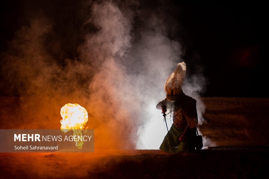 نمایش «تنهاتر از مسیح»