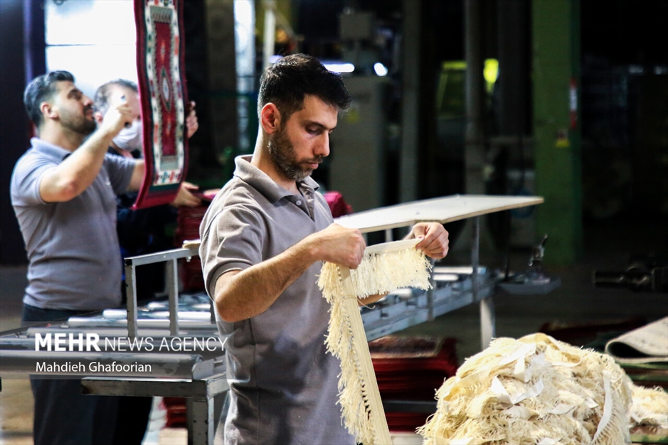 کارخانه فرش ماشینی