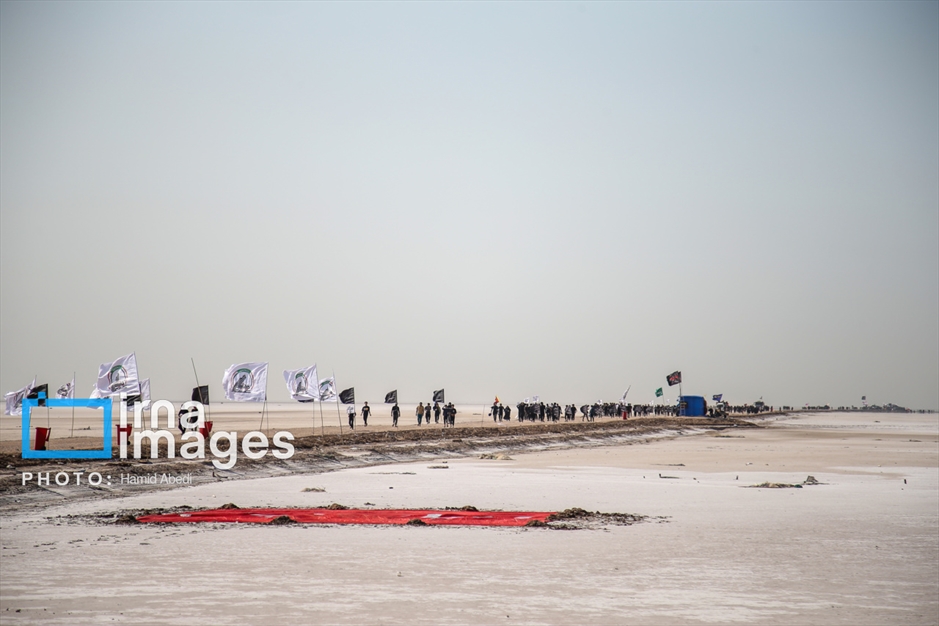 «من البحر الی النحر»