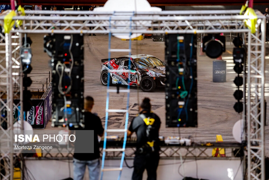 رقابت کار پارک دریفت در فضای شهری