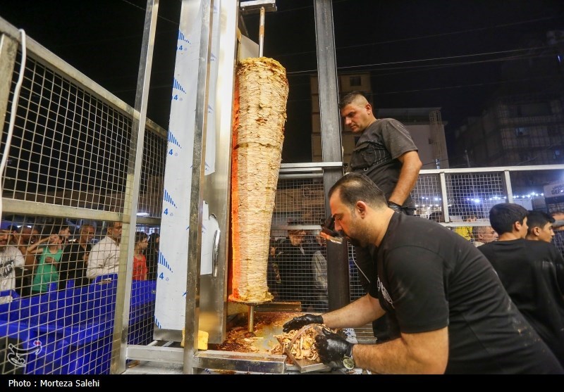 موکبهای پذیرایی از زائرین اربعین حسینی در شهر نجف