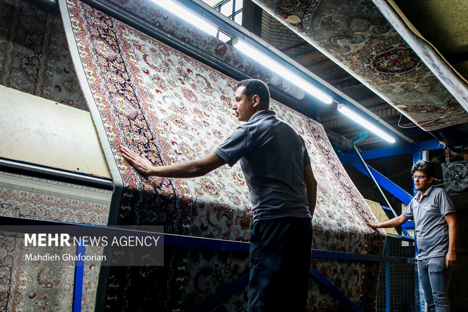 کارخانه فرش ماشینی