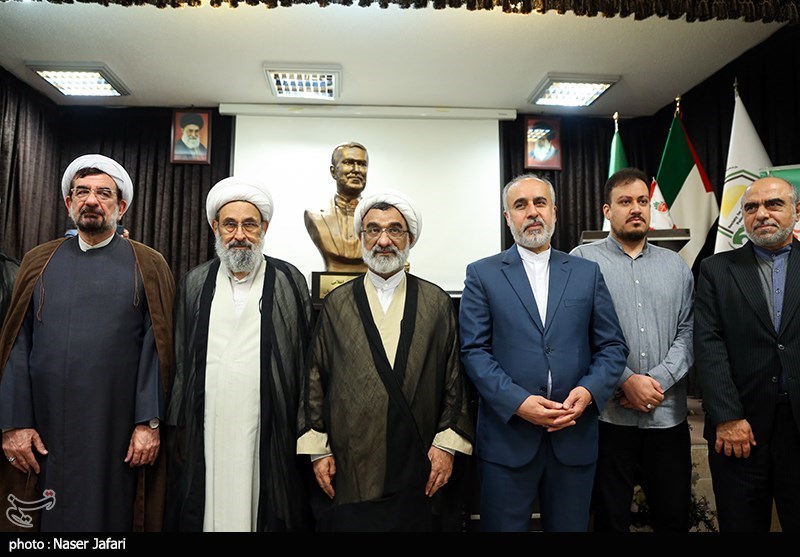 رونمایی از تندیس شهید امیرعبداللهیان