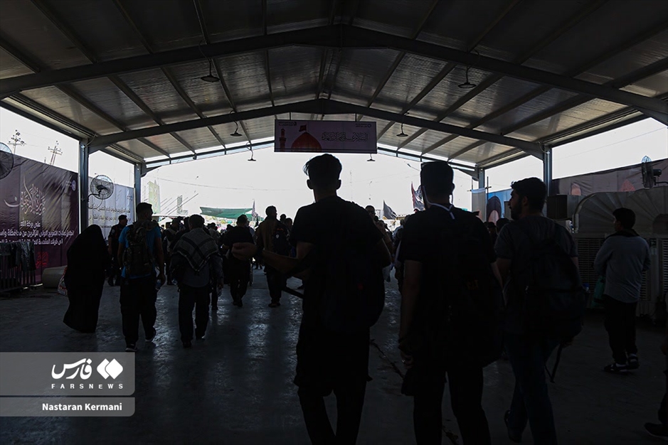 حضور زائران در «مرز مهران»