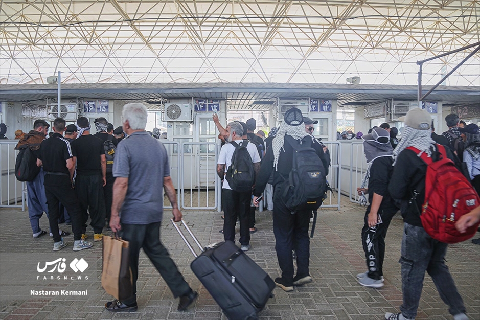 حضور زائران در «مرز مهران»