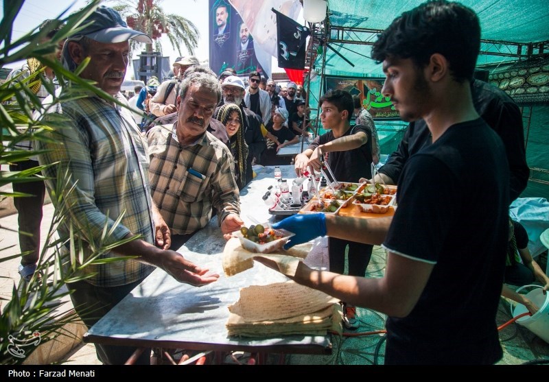 زایران اربعین حسینی در مرز خسروی
