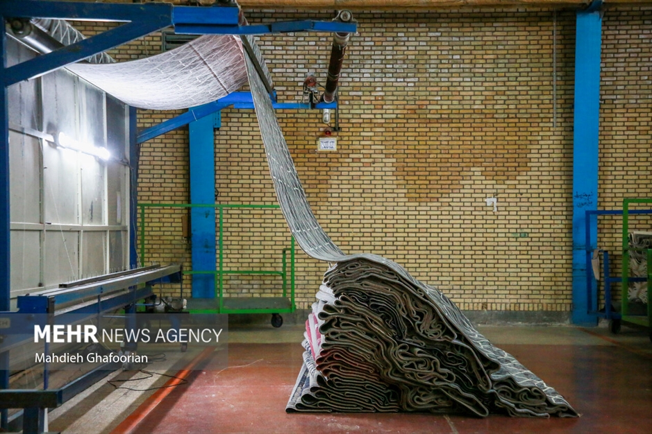 کارخانه فرش ماشینی