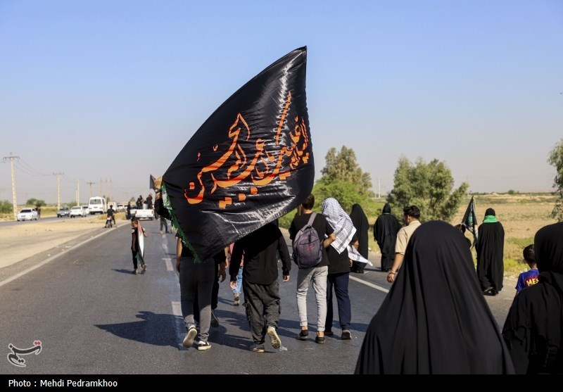 حرکت کاروان پیاده‌روی اربعین از ملاشیه‌ی اهواز