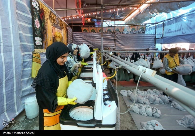 موکب شتشوی رایگان لباس زائرین اربعین حسینی - نجف اشرف