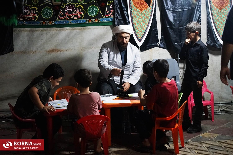 برپایی خیمه‌های عزاداری حسینی در منطقه ۱۴ تهران