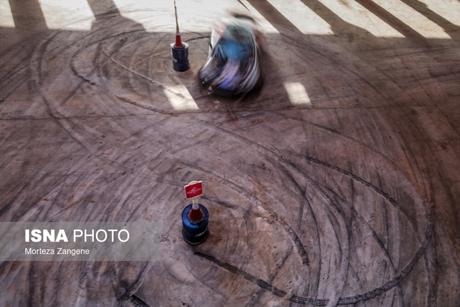 رقابت کار پارک دریفت در فضای شهری