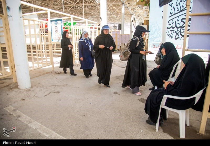 زایران اربعین حسینی در مرز خسروی