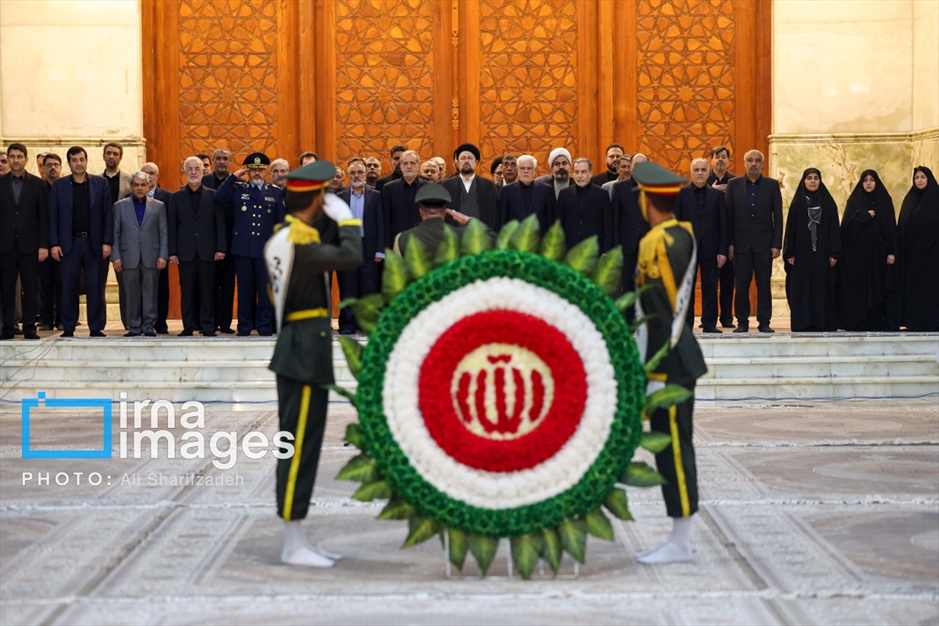 تجدید میثاق اعضای هیات دولت با آرمان‌های امام راحل (ره)