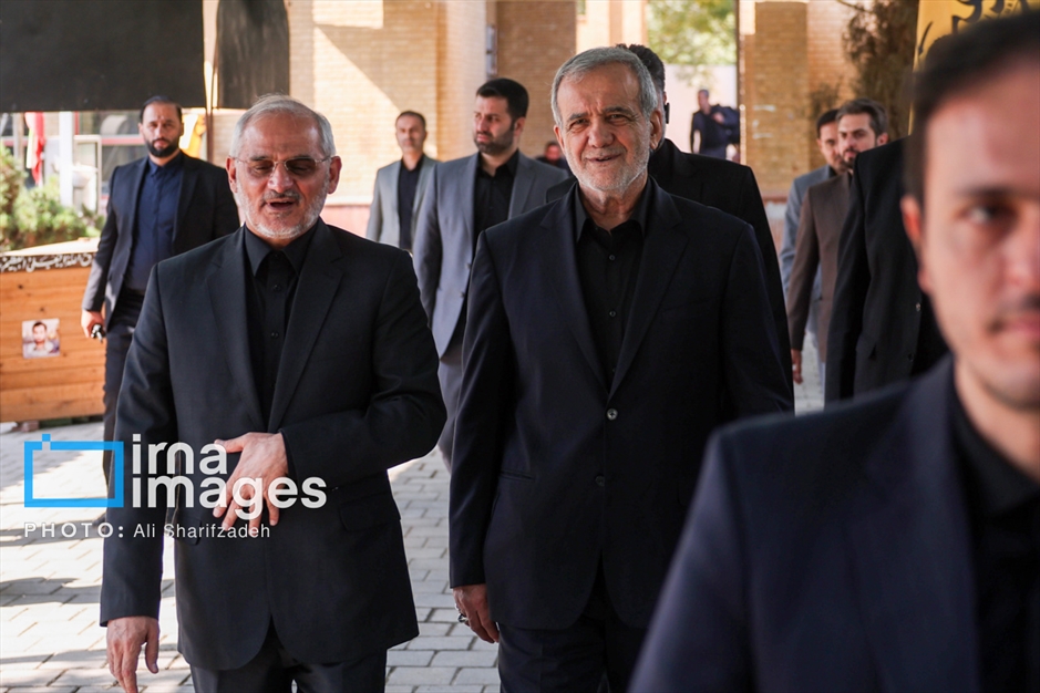 تجدید میثاق اعضای هیات دولت با آرمان‌های امام راحل (ره)