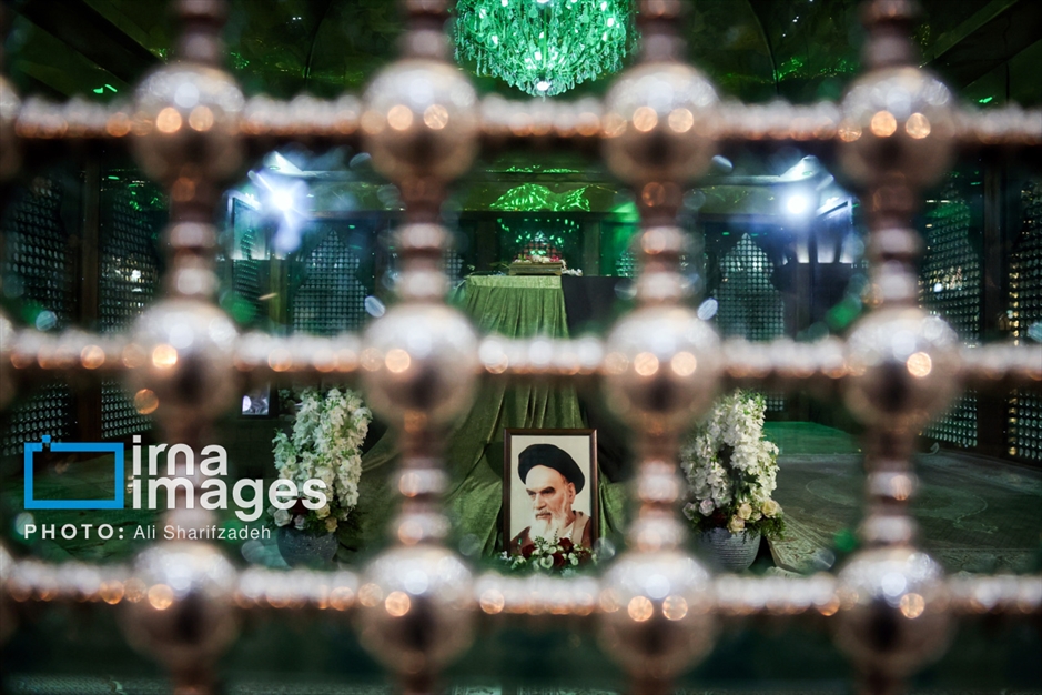 تجدید میثاق اعضای هیات دولت با آرمان‌های امام راحل (ره)