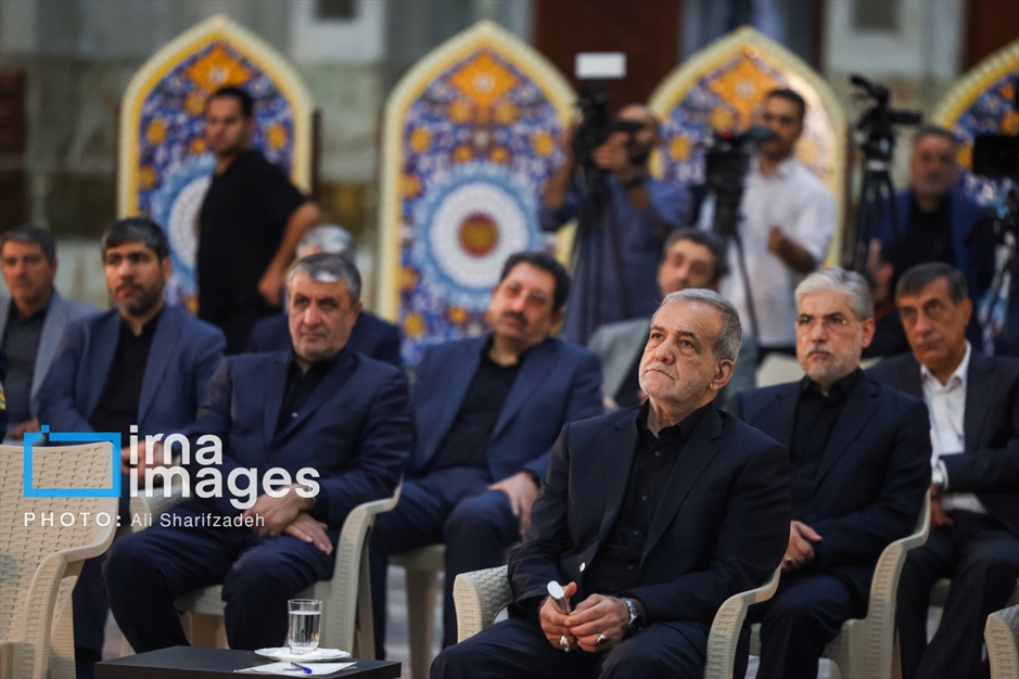 تجدید میثاق اعضای هیات دولت با آرمان‌های امام راحل (ره)