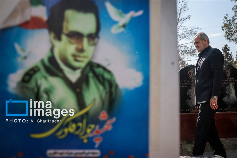 تجدید میثاق اعضای هیات دولت با آرمان‌های امام راحل (ره)